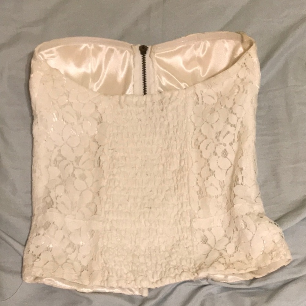 Lace bustier - Picture 2 of 5